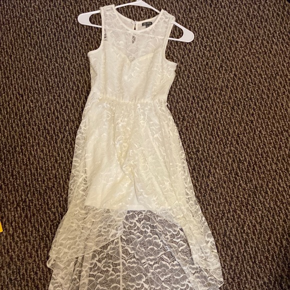 White Lace Lilly Rose Dress - Picture 1 of 2